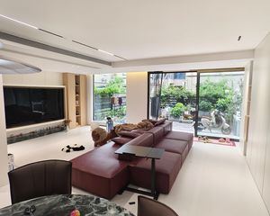 富力御官山2室2厅4卫南朝向418.0万元/套出售
