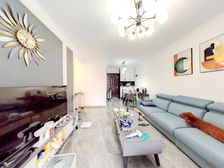 标准两梯四户 晴天看南山 紧挨万达万 楼龄新 诚心卖