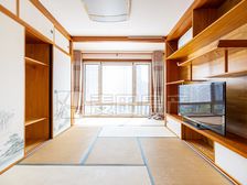 西城 红山世家南向 2室1厅 户型方正 看房有钥匙 价格能聊