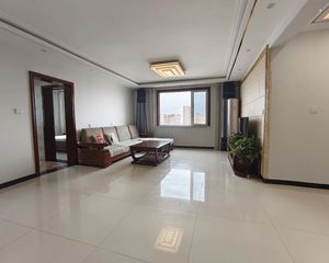 高小 北师大 精装三室 赠送家具家电