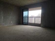 建发央玺 4房2厅203万