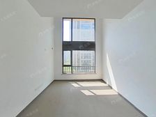 六号街区·3室小区中间位置 楼层好边户 方正 通燃气