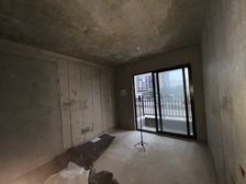 龙光玖誉城翰城 3房2厅75万