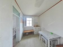 莲花站+LaLa station购物广场300米,看房有钥匙