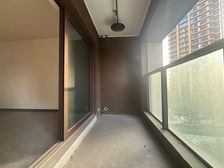 单价12000 大套房设计 低楼层全中庭景观
