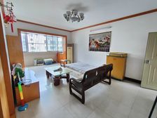 北湖安居小区A区 2房2厅42万