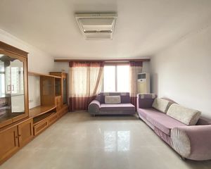 金洲公寓3房2厅120m2180万