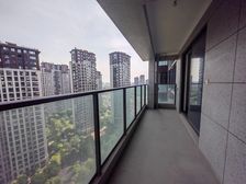 中国铁建青秀澜湾4室2厅2卫南朝向480.0万元/套出售