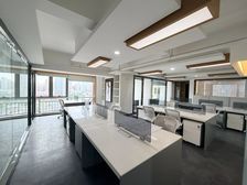 地铁口丨泰华金贸带家具丨设计广告科技丨独立空调 配套成熟