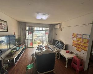 金沙湾花园 3房2厅75万