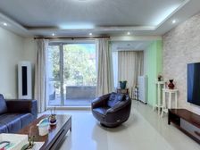 北进门南花园,临河景观,带地下室,户型全明,诚售,欢迎品鉴。