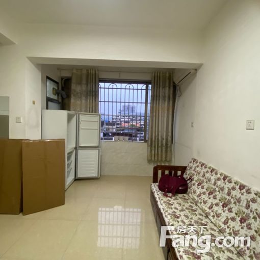 新上租盘 价格可谈 水均大街 3 房 77 方