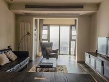顶层+阁楼全赠送面积 全屋中央空调 全屋定制家具 9成新