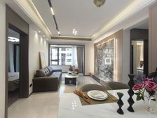 业主急售,72.8万,精装电梯三房,拎包入住,近万达龙湖商圈