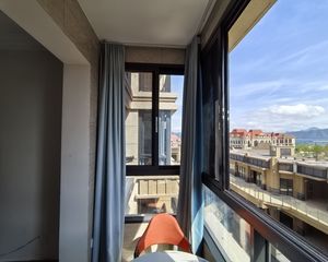 海上海广场(二区) 有电梯 正规商品房 停车方便 次新房