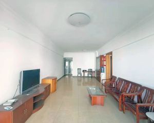 麓景雅苑 小区管理 东北向 中层单位 近麓湖公园