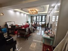 西郊河畔五房三卫带露台诚意出售南北通透