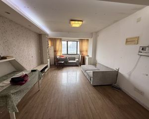西堤阳光2室1厅1卫南朝向115.0万元/套出售