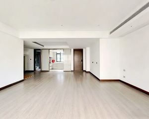 春风景里4室2厅3卫南朝向688.0万元/套出售