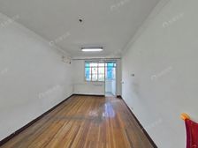 小区户数少,安静,边套南北户型,优惠大,朝南前面无遮挡