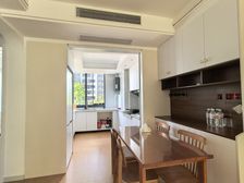 新兴岚湾小区3室2厅2卫南朝向135.0万元/套出售