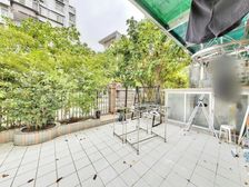 新香洲 梅华中旁 带约50平米左右的独立使用花园