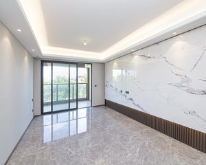 售楼处直签参加国补110万 路劲金东方玖园 2室2厅 精装修