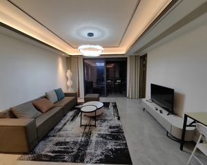 宝龙一城4室2厅2卫南朝向355.0万元/套出售
