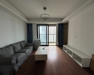 上湖城章三期3室2厅2卫南朝向360.0万元/套出售