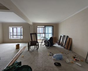芦港家园3室2厅2卫南朝向195.0万元/套出售