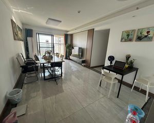中海九玺 4房2厅105万
