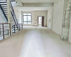 龙胤花园 5房3厅650万
