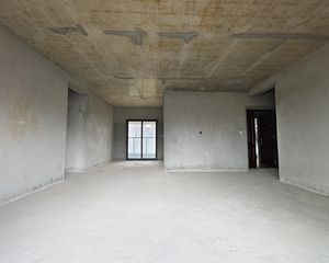 金科博翠府博园4房2厅143m2111万