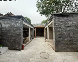 东城区独门独院,10间房子特别方正,全新装修,实景拍摄价可谈