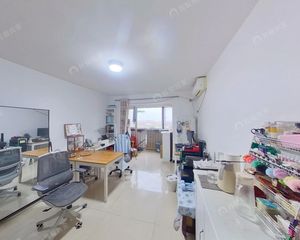 带车位,高楼层,采光好,户型方正