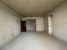 电网小区宿舍南院4房2厅毛坯 180万