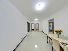 金碧花园二期中层大两房,实用率高,价格可议
