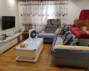 翠中小区2室2厅1卫南朝向136.0万元/套出售