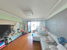 08年商品房 电梯高区 全明3房2卫 自住装修 视野开阔