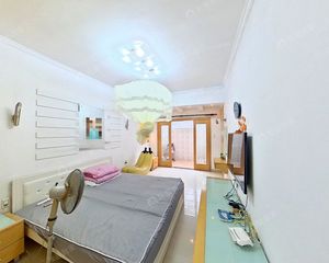 吴山·局弄·2室·1厅近西湖地铁吴山广场一楼带院