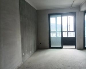 高和锦园2室2厅1卫南朝向94.0万元/套出售
