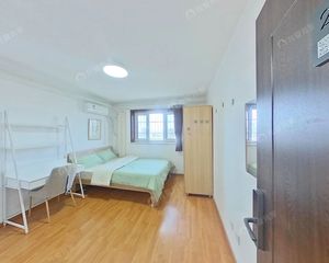 正规四居室,车位充足,管理好,高楼层,采光好