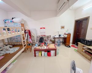 锦光花苑1房1厅33.51m268万