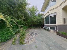 随时看房,独栋大别墅,带350平米花园,一方庭院,自在心安!