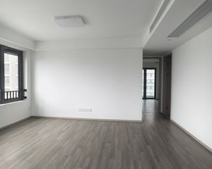 绿城·春语云树3室2厅2卫南朝向230.0万元/套出售