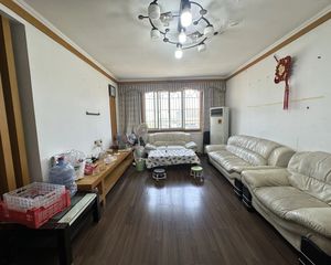 东盛城市花园2室2厅1卫南朝向91.0万元/套出售