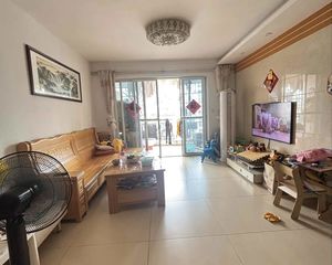 丽景星城 3房2厅82万