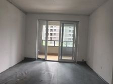 新兴岚湾小区3室2厅2卫南北朝向120.0万元/套出售