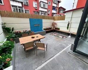 省医院军校广场,一楼三室,赠40平封闭小院+水幕+微景