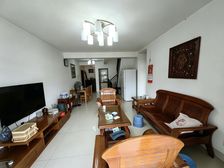 翠湖新城南区 4房2厅70万